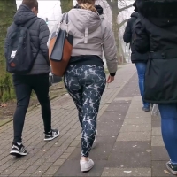 Patterned booty jiggle
