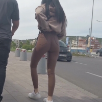 Skinny candid brunette chick with a nice ass in tight brown jeans steveoban_leaving.mp4-2023-05-28-13h18m49s990.jpg