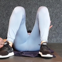 Hot candid blonde girl working out in leggings giving some nice views Video.050.mp4-2023-05-29-11h00m34s704.jpg