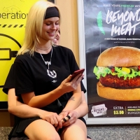 Gorgeous candid punk blonde chi...