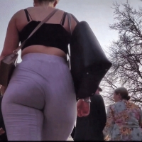 Hot candid gif images 2129507218_blondebigbouncingassgif2.gif.3ba82e409fe24612b5a1007cb1e83287.gif