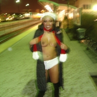 Hot ebony milf likes flashing her tits in public Cheerrs - hot Milf Ebony mmmmm - 000200225-public-001.jpg