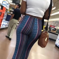 Candid ebony babe with a nice ass in patterned flared leggings Amazing Ebony with Patterned Flare Pants mp4 .MP4-2024-06-08-09h27m57s700.jpg
