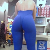 Hot ass candid blonde babe in blue leggings with an amazing ass (vertical) Bluety.mp4-2023-06-10-10h32m19s390.jpg