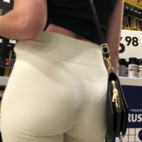 Candid sexy babe with a nice ass and vtl in biker shorts My Movie 48.mov-2023-06-11-11h53m26s445.jpg