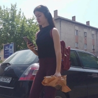 Cute candid brunette girl in maroon leggings steveoban_frontal_01.mp4-2023-06-11-12h20m09s420.jpg