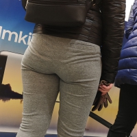 Girl with vpl in sweats