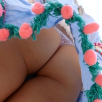 6 minute upskirt