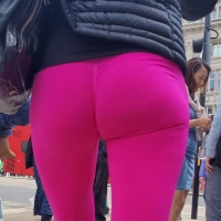 Candid slim babe with a sexy ass and gap in bright pink leggings Pink booty 4k.mp4-2024-06-15-11h17m55s764.jpg