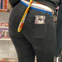 Ebony ass in jeans