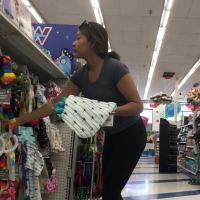 Hot Latina in leggings