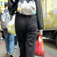 Skinny candid Asian girl in black pants with vpl showing 新增專案(10).mp4-2023-06-19-17h41m50s311.jpg