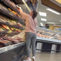 Hot candid girl grocery shopping in grey leggings with a nice ass Pawg.MOV-2023-06-21-14h30m16s335.jpg