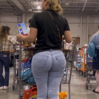 Candid Latina babe with an awesome big booty in tight jeans shopping Latina huge ass .MOV-2023-06-22-16h24m14s286.jpg
