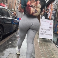 Candid sexy Latina with an insane round bubble in tight grey leggings latina in grey legging.mp4-2024-06-22-09h28m03s363.jpg