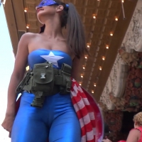 Sexy Captain America girl