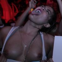 Hot party chicks in bikinis, li...