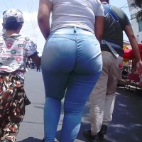 Candid Latina milf with a phat ass and vpl in tight jeans big ass with vpl.mp4-2023-06-26-14h48m52s184.jpg