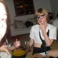 Non candid teen in sexy outfit ...