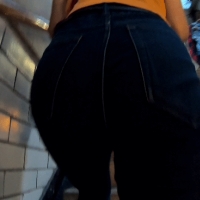 Sexy candid gif images GH010633_3.gif.468aadf6d6a82202ddaa41a24a1c1a0e.gif