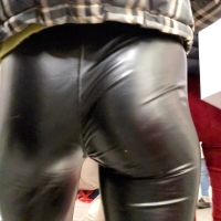 Dump of a bunch of sexy candid girls with nice asses in tight leggings VideoCapture_20220105-093804.jpg.970fc9751ae0a7a84d83ebd7e394b46d.jpg