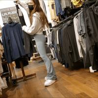 Dump of a bunch of sexy candid girls with nice asses in tight leggings 142095363_Screenshot(6).png.3bff53cf0f0c8510fc31fb1af22396a2.png