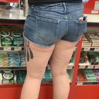 Dump of a bunch of sexy candid girls with nice asses in shorts 65494105.jpg