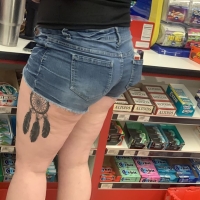 Dump of a bunch of sexy candid girls with nice asses in shorts 65494107.jpg