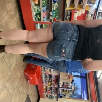 Dump of a bunch of sexy candid girls with nice asses in shorts 65494112.jpg