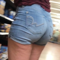 Dump of a bunch of sexy candid girls with nice asses in shorts AE45D2E4-0ADB-444B-92A4-DE0F548700F4.jpeg.b88e244e96ed282c2765da86ac0b5db2.thumb.jpeg.0e477d6f73ffa6980f357d96261e58fa.jpeg