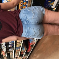 Dump of a bunch of sexy candid girls with nice asses in shorts F8301230-8934-4366-ABF2-FBB2149EB5AD.thumb.jpeg.7ba54f9508cf3f4b8ba18c7c307d10bb.jpeg