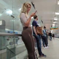Hot candid blonde babe with a nice ass in brown leggings YouCut_20230813_220801987.mp4-2024-06-29-08h27m49s151.jpg