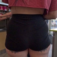 Candid tattooed big booty girl getting ice cream in tight shorts Ice Cream Wobble.mp4-2023-07-01-08h41m11s859.jpg
