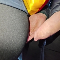 Leggings booty grope