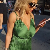 Candid blonde milf with big tits showing cleavage and has a nice ass in a green onesie Busty_milf_4K.mp4-2023-07-02-12h28m41s243.jpg