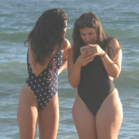 Sexy candid beach girls in bikinis 378058348_LDHotHot.mp4_20220314_002323_048.jpg.e5cf4262fb6b64297730cf5065fce6ae.jpg