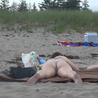Sexy candid beach girls in bikinis 1488375195_21651971.mp4_snapshot_02_57_477.jpg.2cb9bfb5f15950fa3aa2f0023261d9fc.jpg
