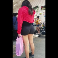 Latina with an amazing bubble butt and vpl in spandex shorts Latina in tight booty shorts.mp4-2021-07-06-13h32m31s891.jpg
