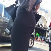 Runaway Lulu booty