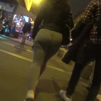 Candid babe with a sexy ass in grey leggings at night Grey_Bubble(by night).mp4-2023-07-06-18h03m06s372.jpg