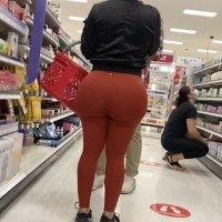 Ebony sexy girls in leggings tumblr_287a81c6b0104795453ebf95afe1627f_157a266f_1280.jpg