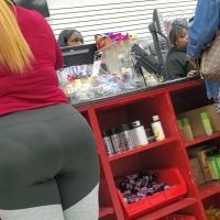 Ebony sexy girls in leggings tumblr_bffe12bb07121fd0c713b8261af049f8_b876b59b_2048.jpg