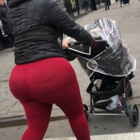Ebony sexy girls in leggings tumblr_c5c4270433821296a8b6e1bee8e79da8_69400d81_1280.jpg