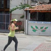 Candid girls in leggings with nice asses 143765913@N04_30124687196_Salvador (23).jpg