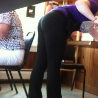 Candid girls in leggings with nice asses IMG_6637.MOV-2021-06-07-11h15m23s084.jpg