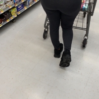 Ebony sexy girls in leggings tumblr_c173728e64cae85090562233143f0e2b_37e50790_1280.jpg