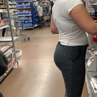 Candid girls in leggings with nice asses tumblr_8c14fec2630a81ebd85a8d4747f32af3_4eaa74bd_2048.jpg