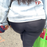 Ebony sexy girls in leggings tumblr_d1ad49b25b7d57adc843422769e13611_6183caa0_1280.png