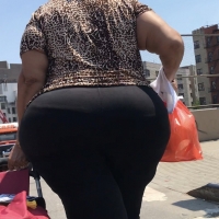 Ebony sexy girls in leggings tumblr_d04c6576aee75557eb95e9394e0fd4ad_2ee22183_2048.jpg