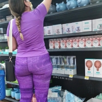 Candid girls in leggings with nice asses tumblr_209a22cd840a069da38641598959c8f1_d7104154_2048.jpg